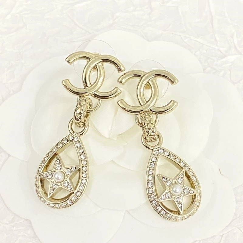 Vibrant Chanel Earrings 222924