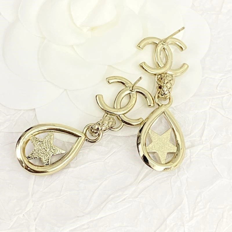 Vibrant Chanel Earrings 222924