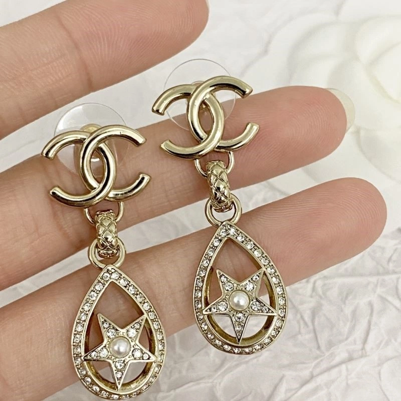 Vibrant Chanel Earrings 222924