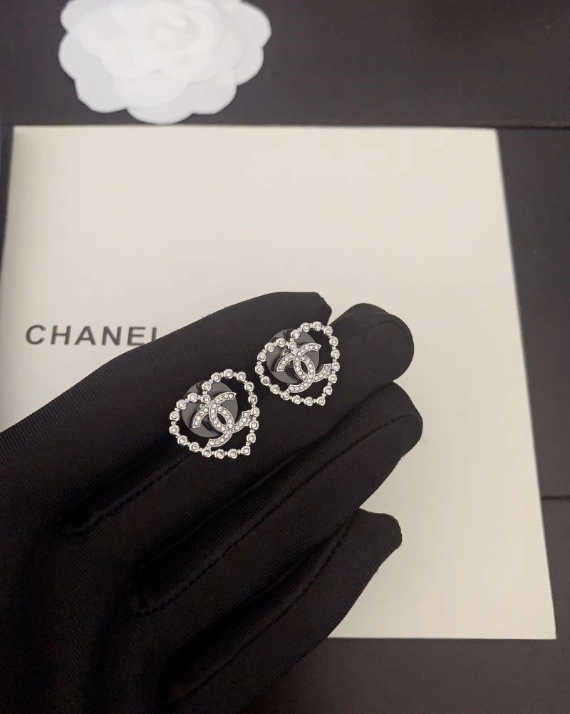 Compact Chanel Earrings 222926