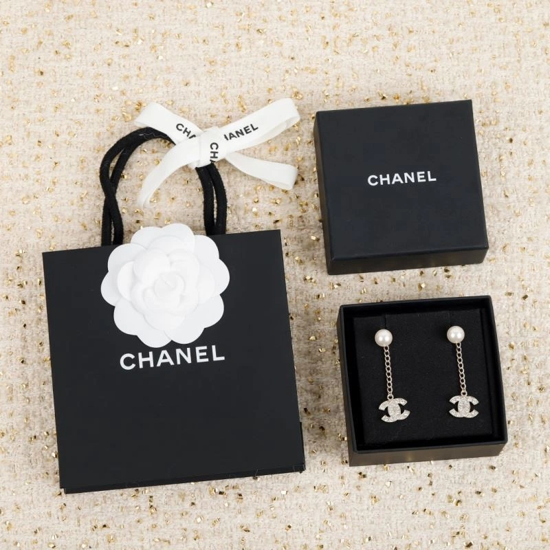 Snug Chanel Earrings 222932