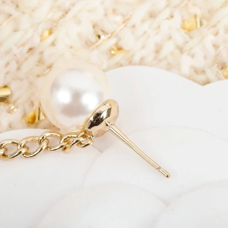 Snug Chanel Earrings 222932