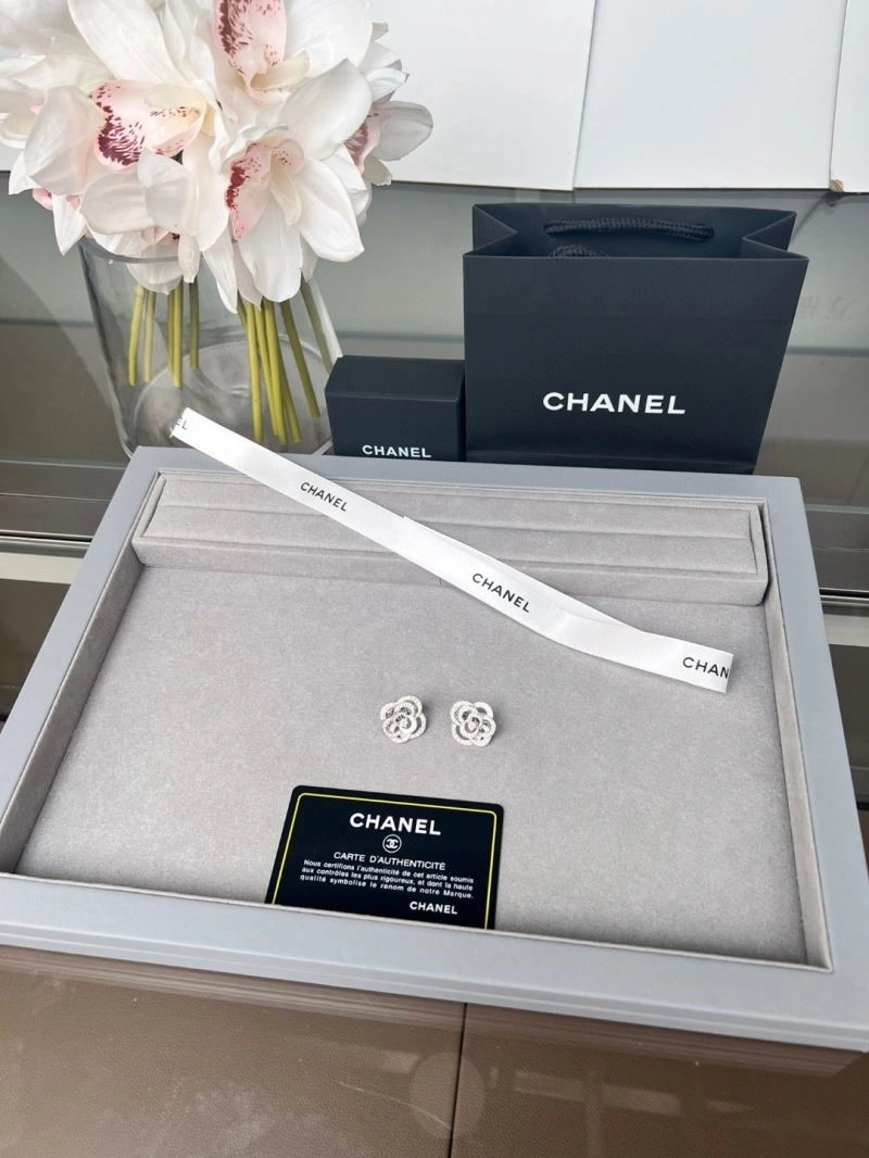 Unisex Chanel Earrings 222913