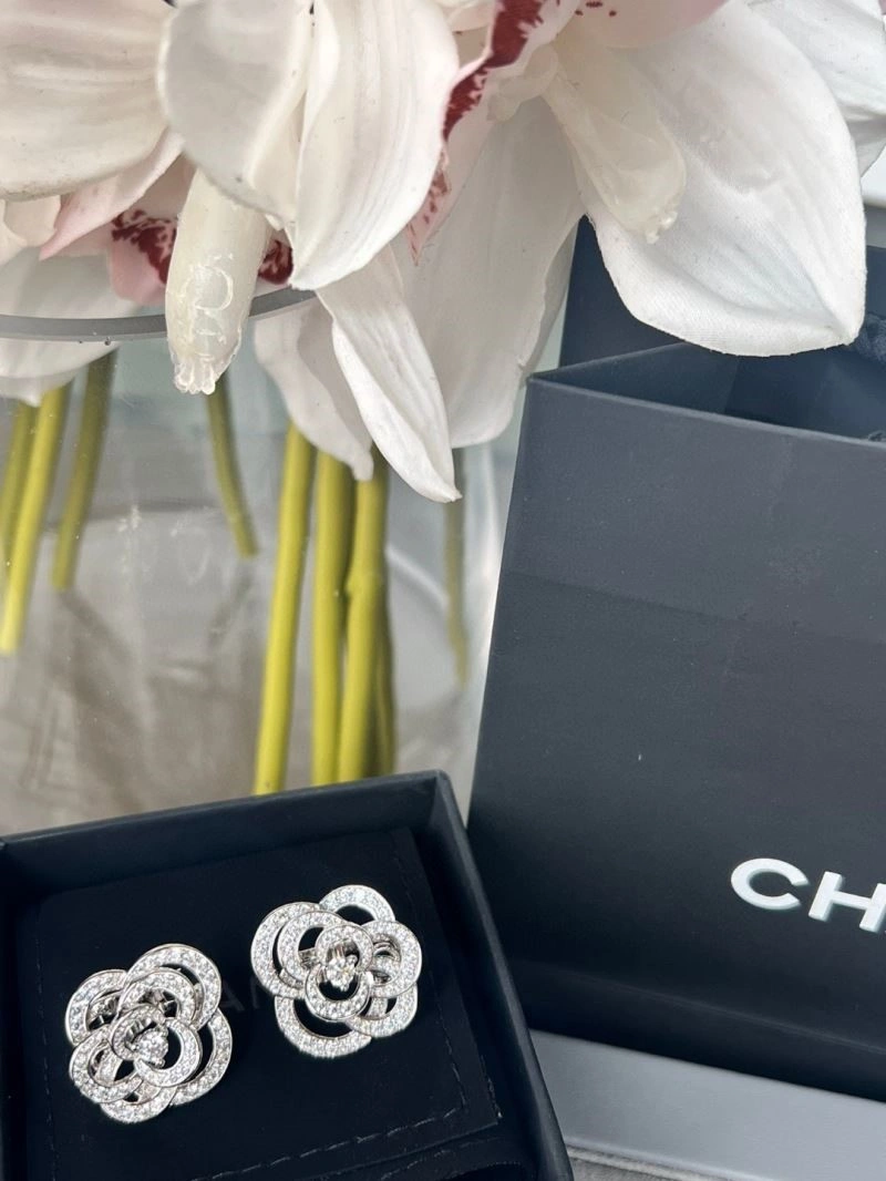 Unisex Chanel Earrings 222913