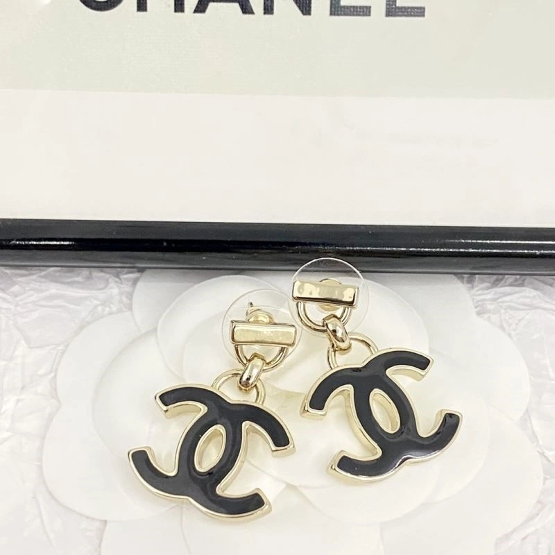 Tailored Chanel Earrings 222911