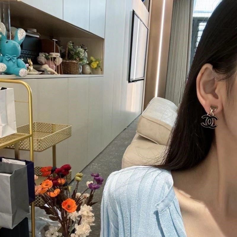 Tailored Chanel Earrings 222911
