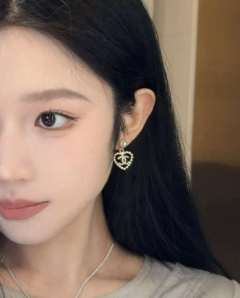 Chanel Earrings Bold 222918