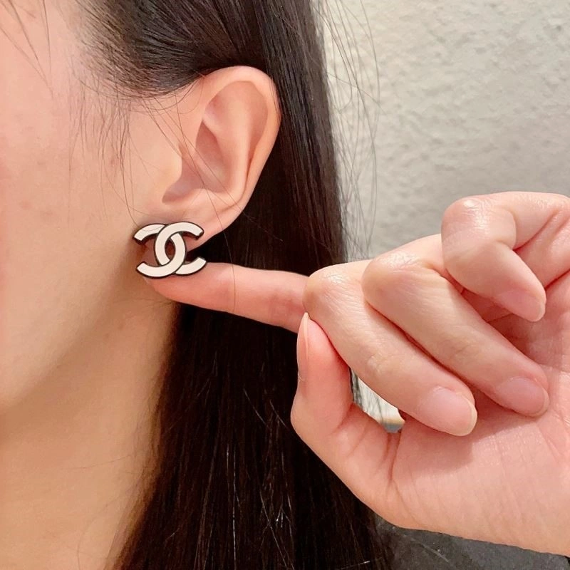 Resilient Chanel Earrings 222915
