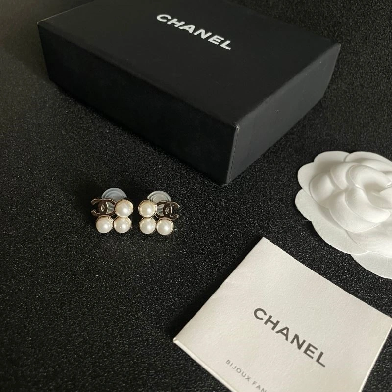 Chanel Earrings ZipUp 222940