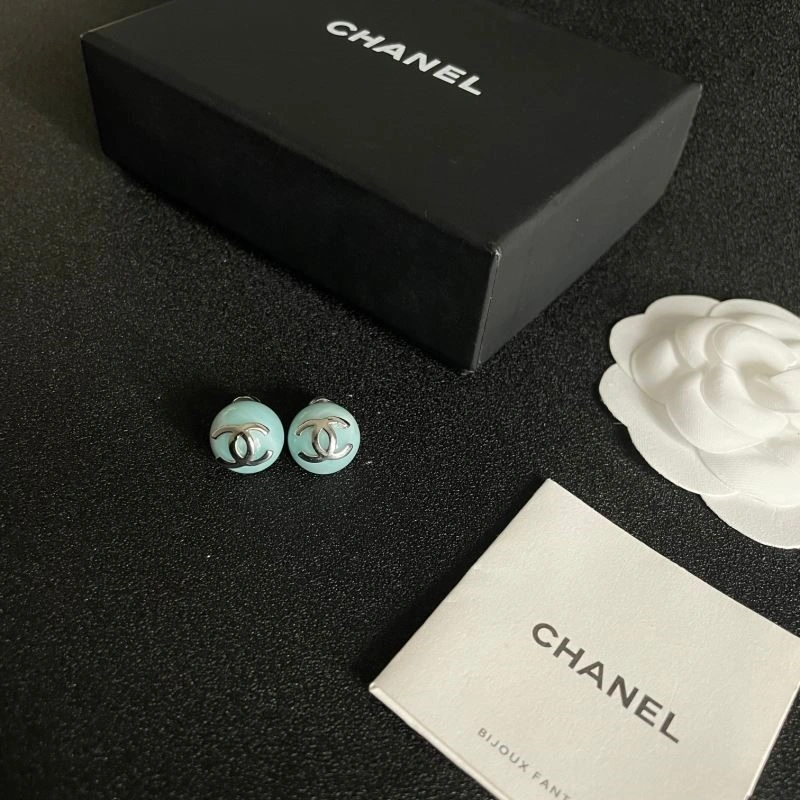 WrinkleFree Chanel Earrings 222908