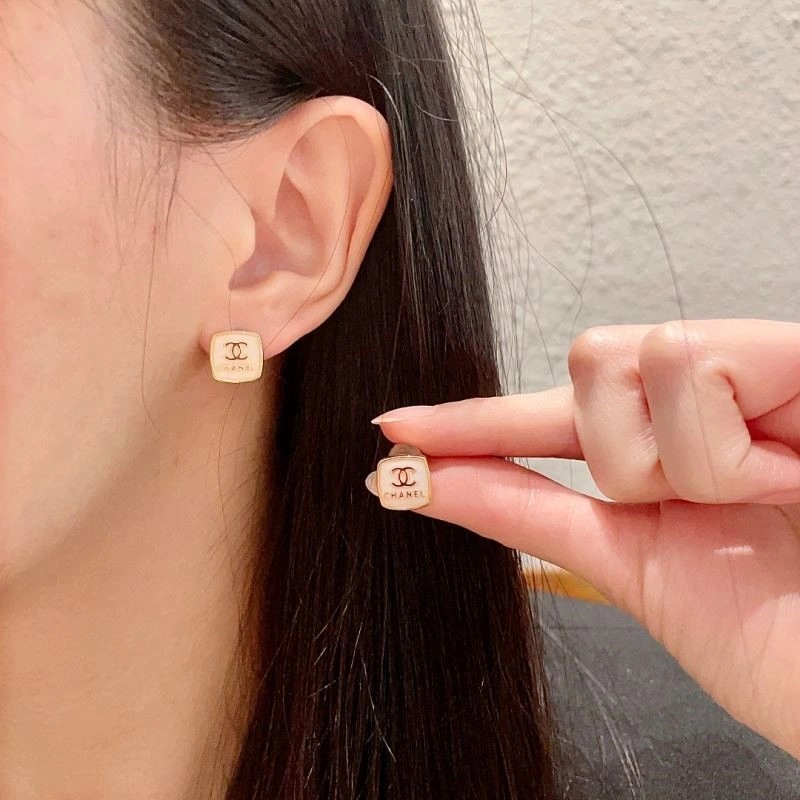Chanel Earrings UrbanStyle 222909