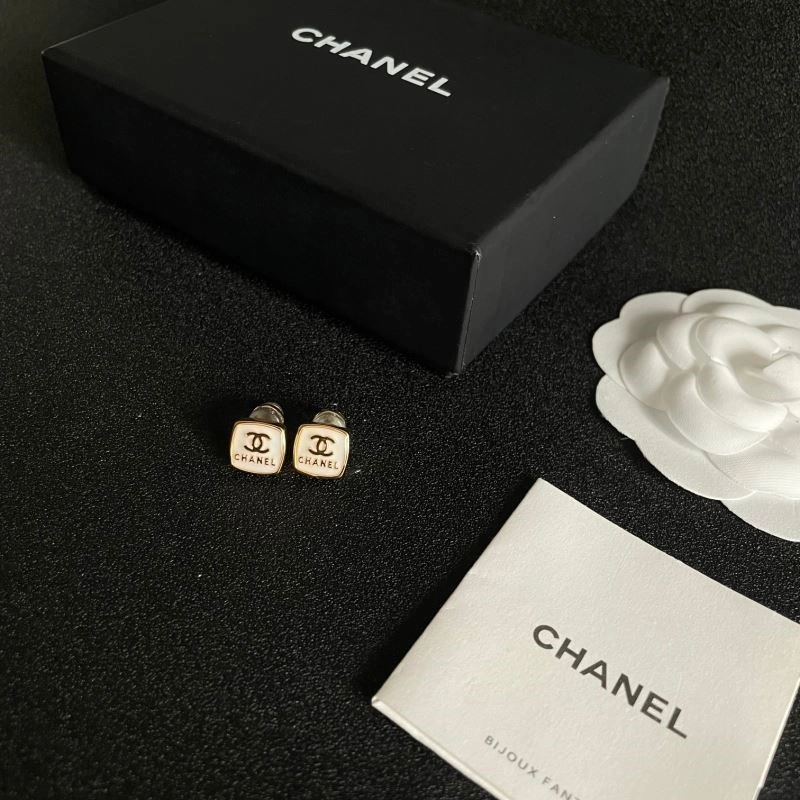 Chanel Earrings UrbanStyle 222909