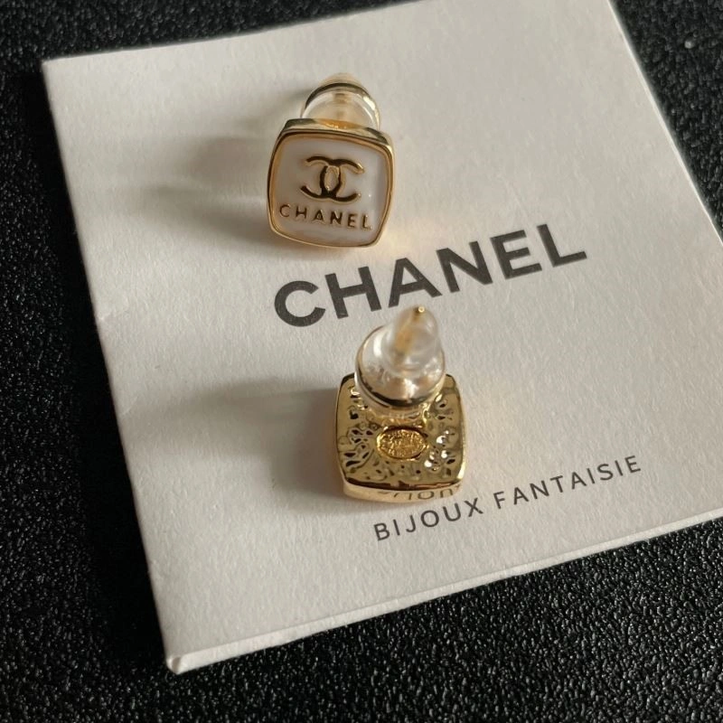 Chanel Earrings UrbanStyle 222909