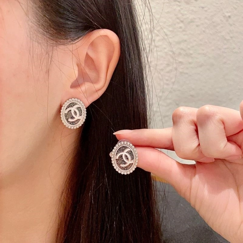 Chanel Earrings Attractive 222978
