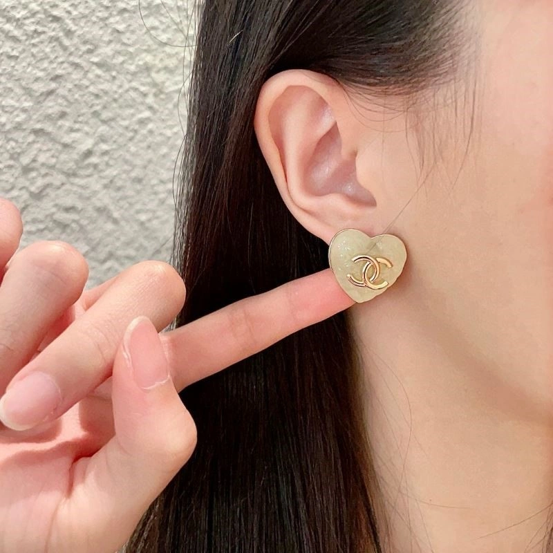 Sporty Chanel Earrings 222901