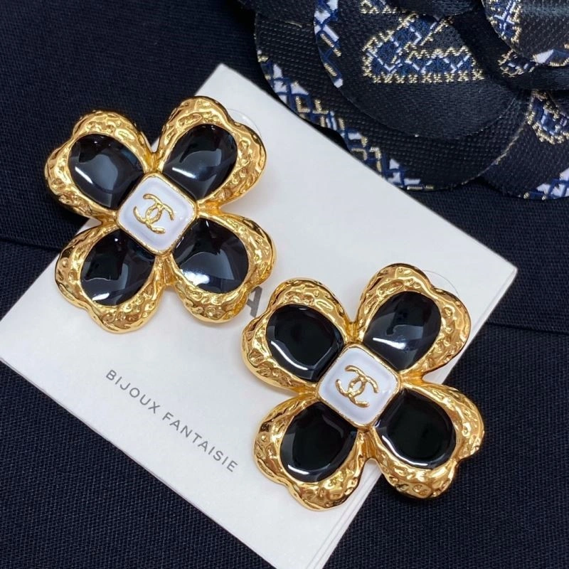 Chanel Earrings Refined 222898