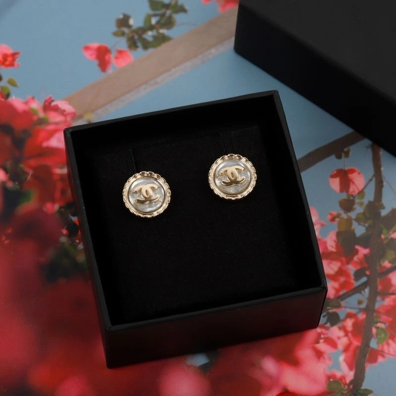 Chanel Earrings SmoothTexture 222880