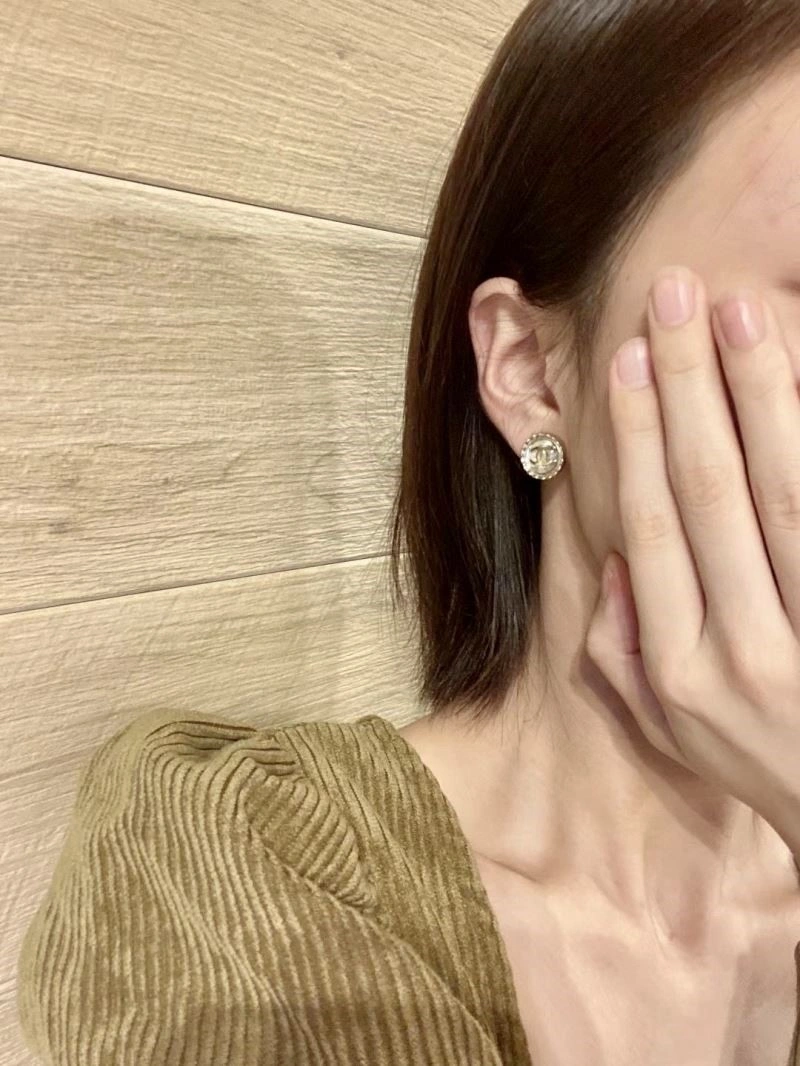 Chanel Earrings SmoothTexture 222880