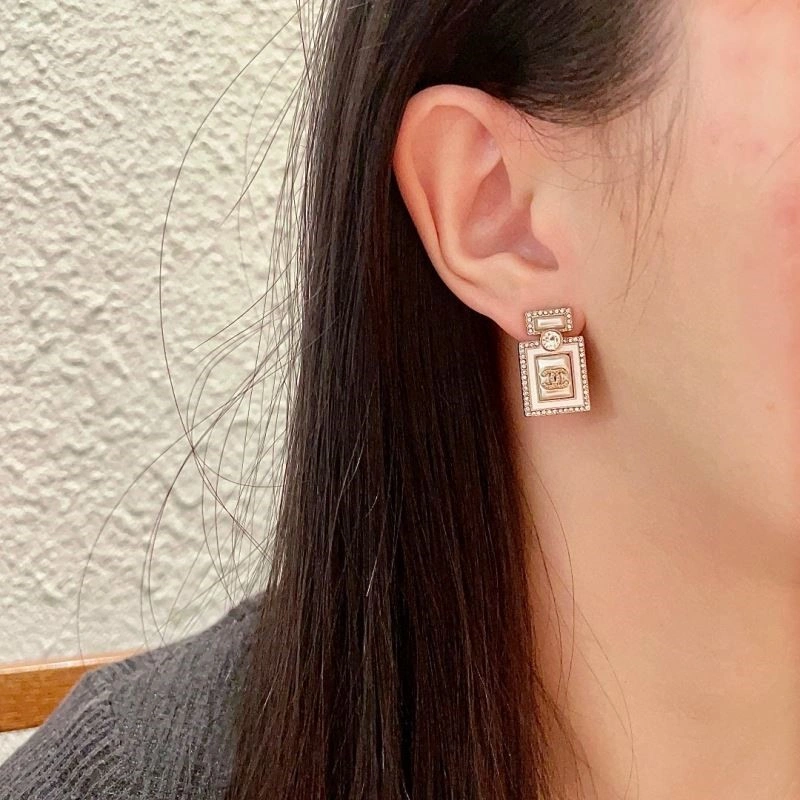 Chanel Earrings Premium 222879