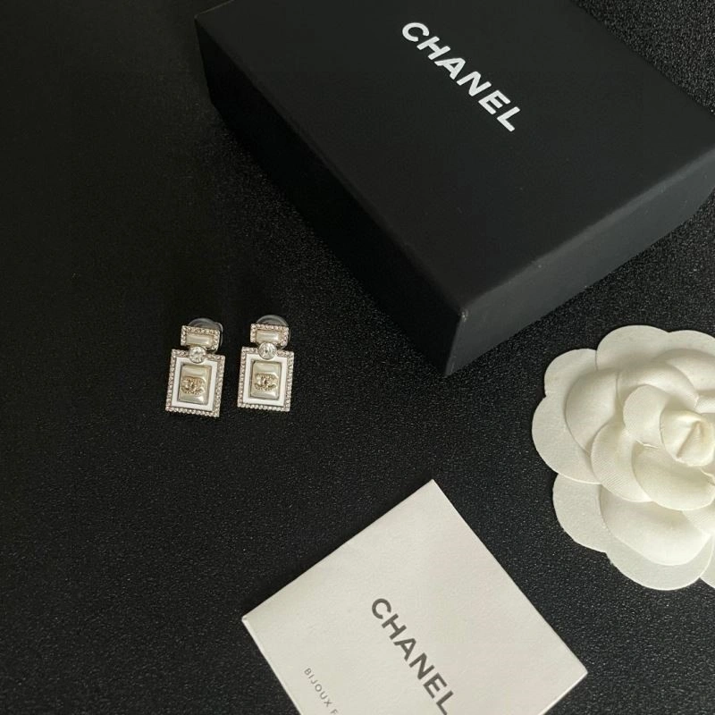Chanel Earrings Premium 222879