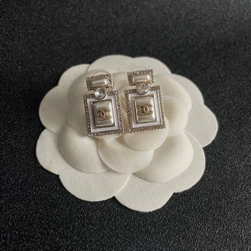 Chanel Earrings Premium 222879