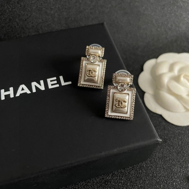 Chanel Earrings Premium 222879