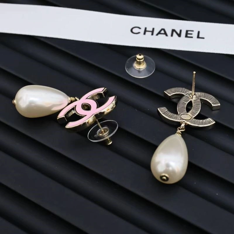 Unisex Chanel Earrings 222862