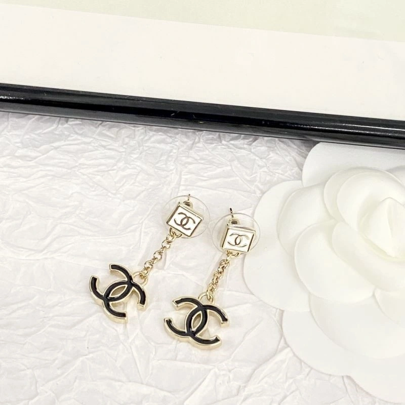 Chanel Earrings WrinkleFree 222860