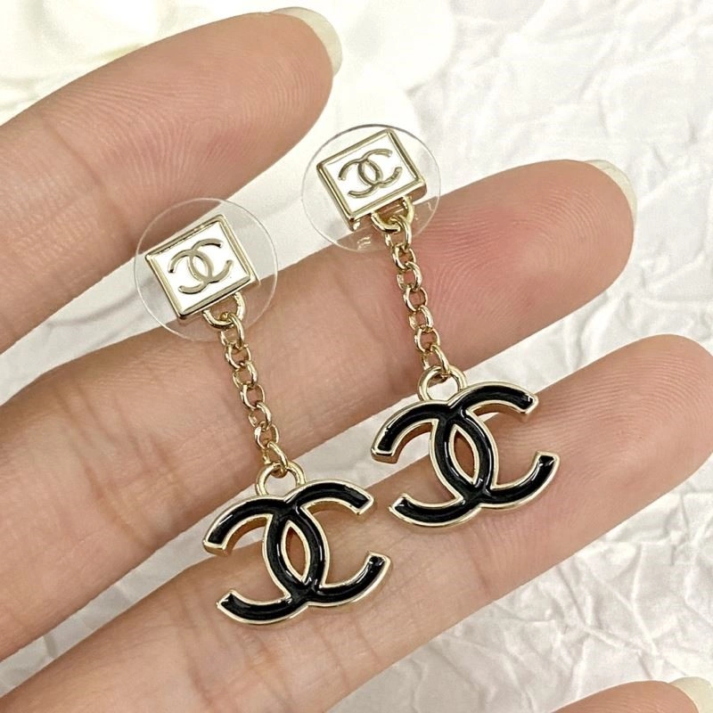 Chanel Earrings WrinkleFree 222860