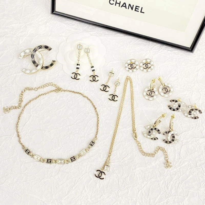 Chanel Earrings WrinkleFree 222860