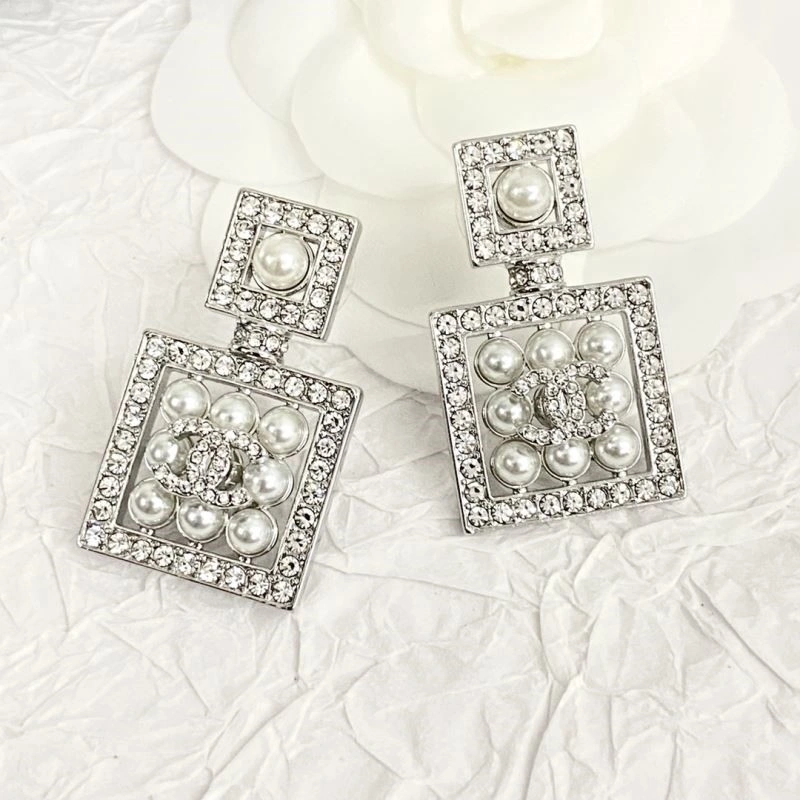 Chanel Earrings Efficient 222858
