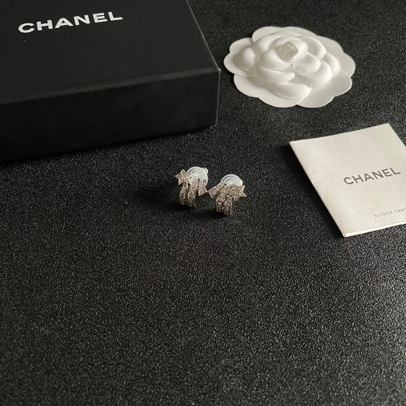 Chanel Earrings Bold 222836