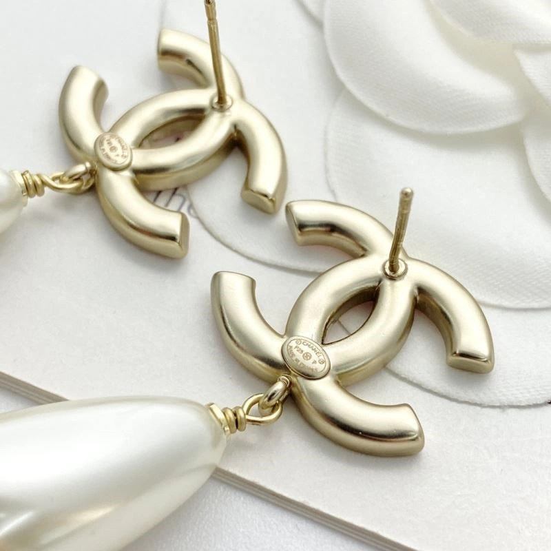 Unisex Chanel Earrings 222897