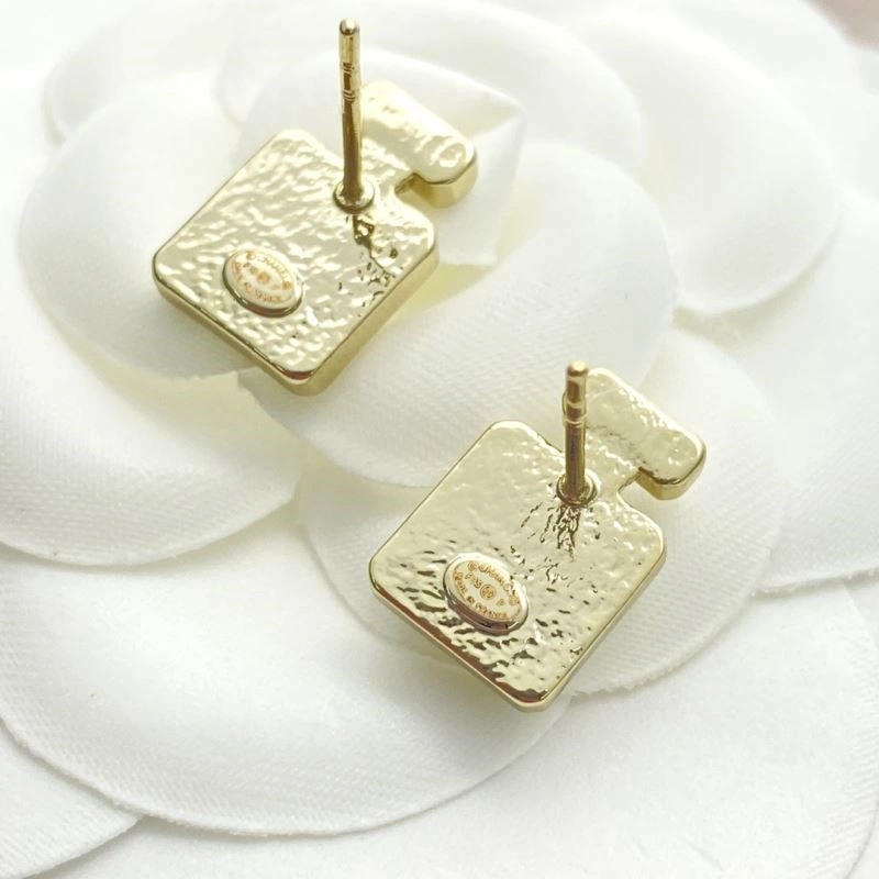 Resilient Chanel Earrings 222831