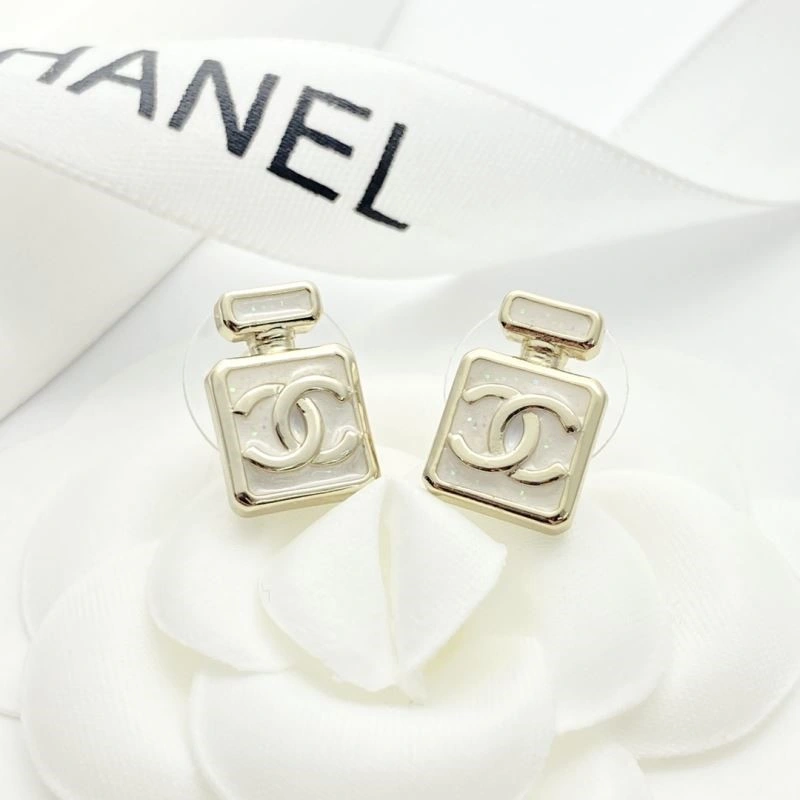 Resilient Chanel Earrings 222831