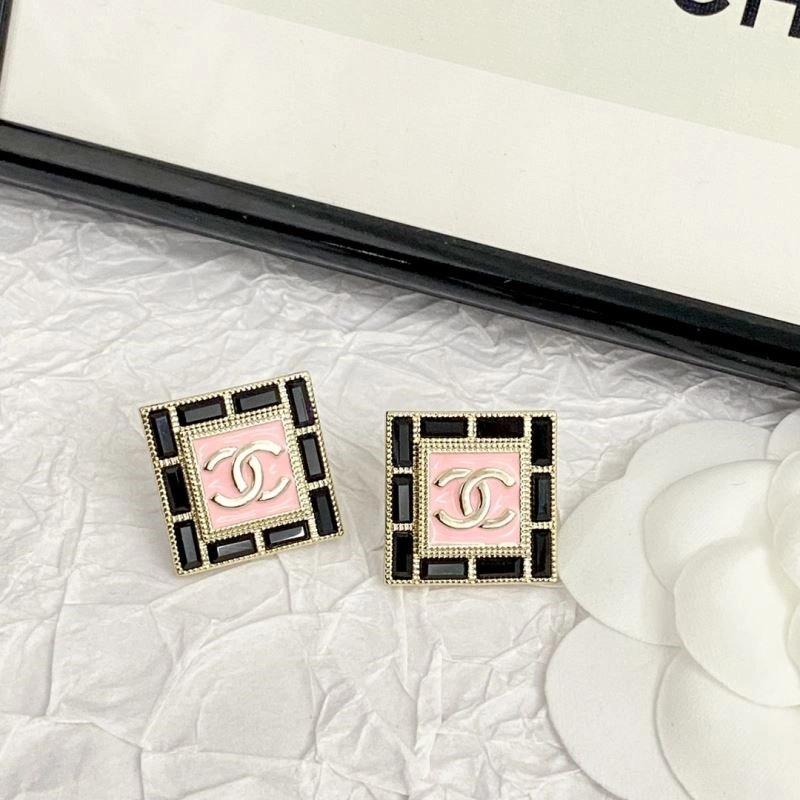 Elegant Chanel Earrings 222826