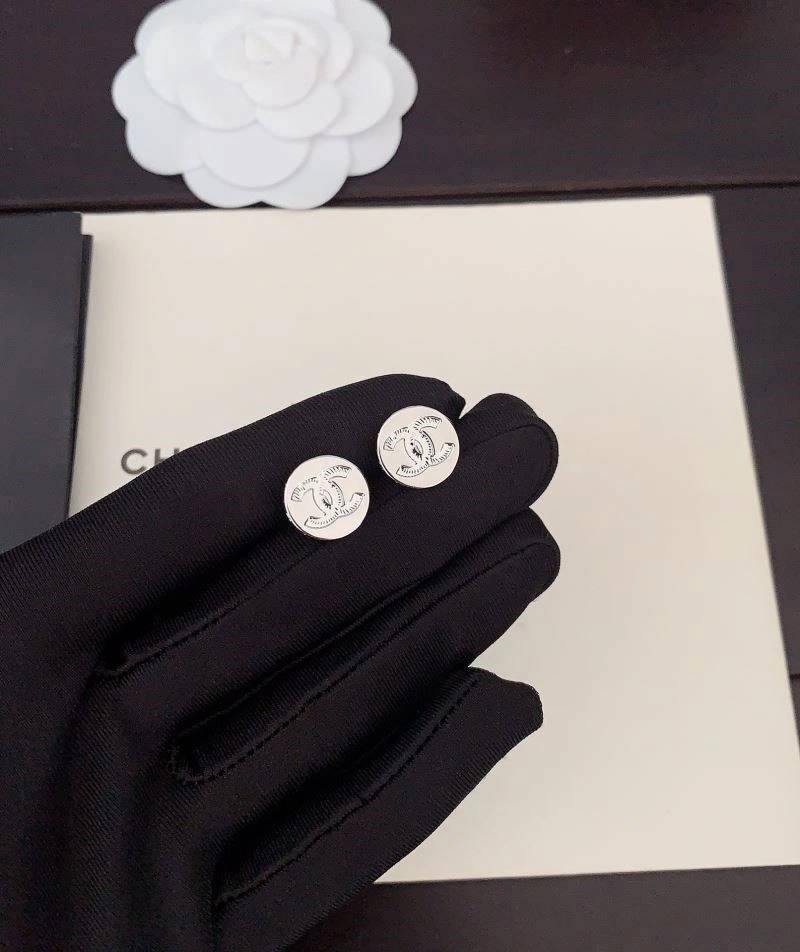 Chanel Earrings Minimalist 222833