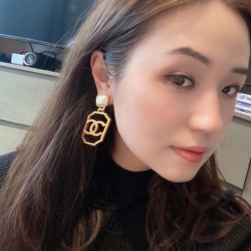 Chanel Earrings ZeroBulk 222832