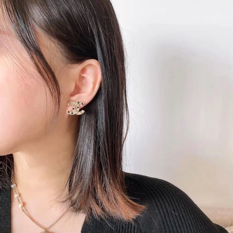 Thermal Chanel Earrings 222824