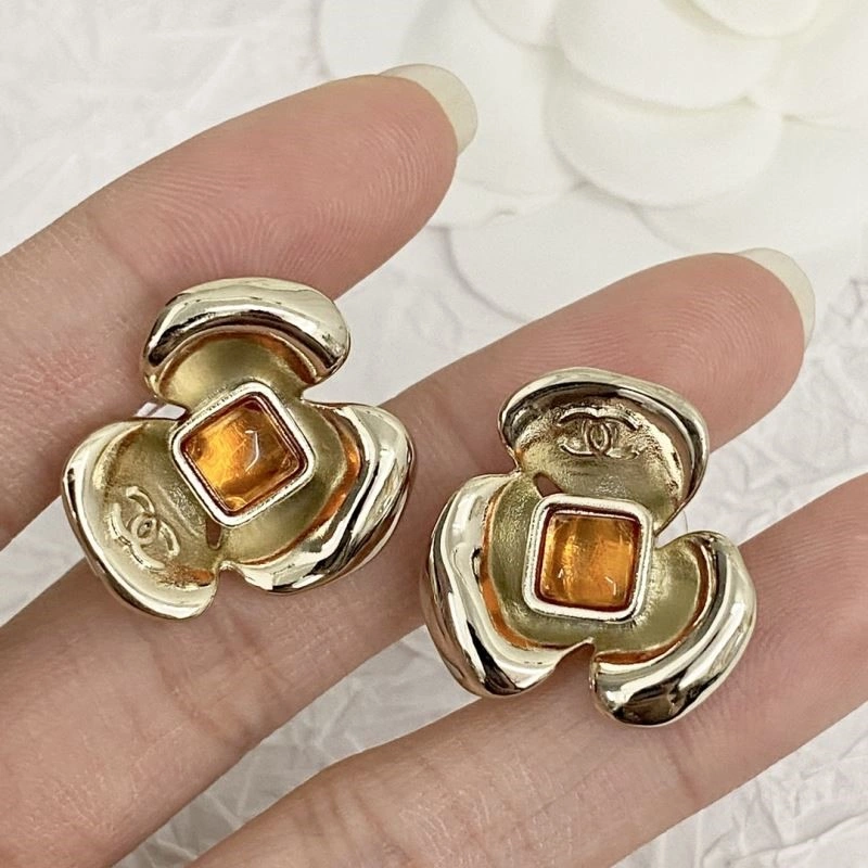 Snug Chanel Earrings 222823