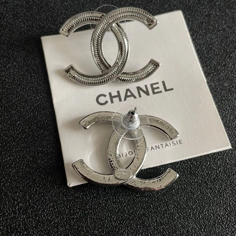 Comfortable Chanel Earrings 222818