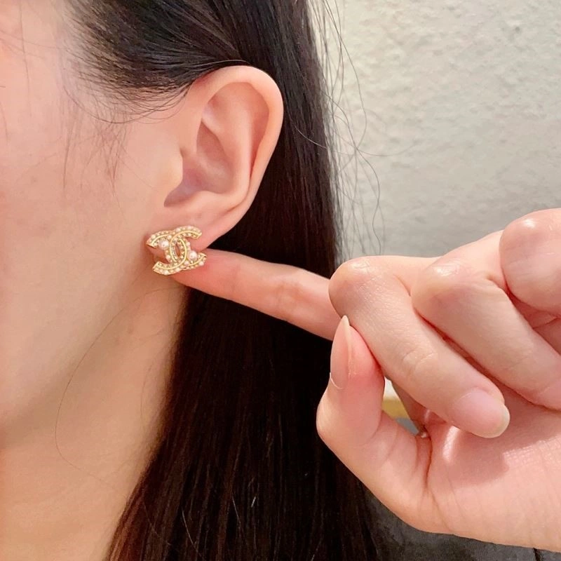 Resilient Chanel Earrings 222817