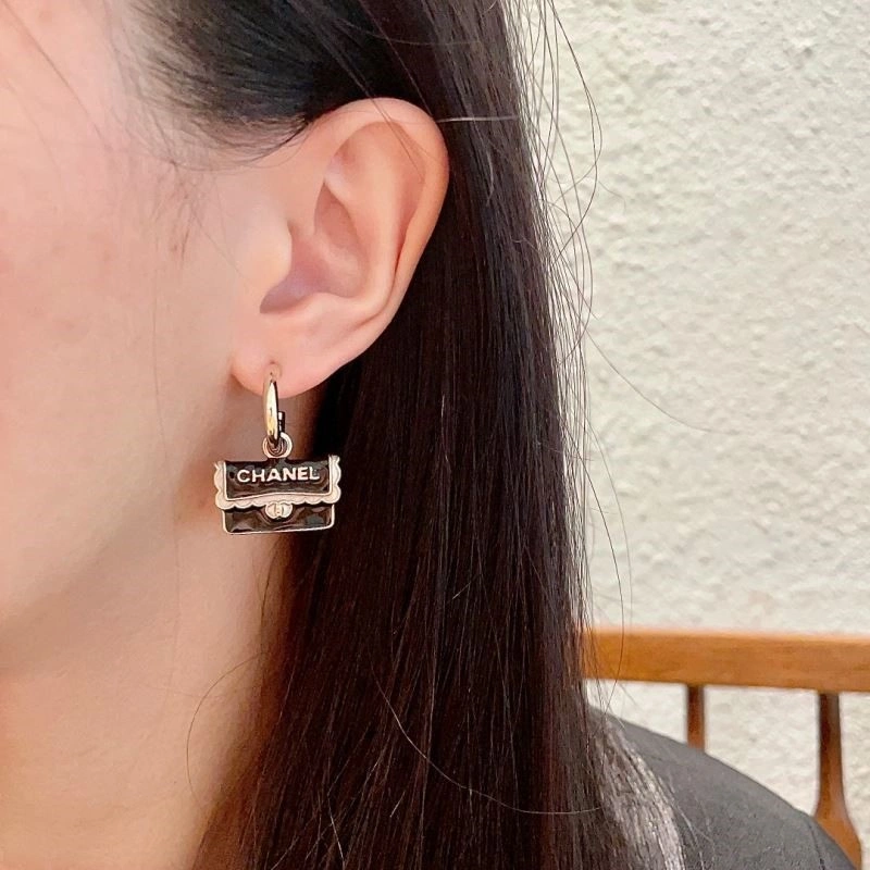 WrinkleFree Chanel Earrings 222863