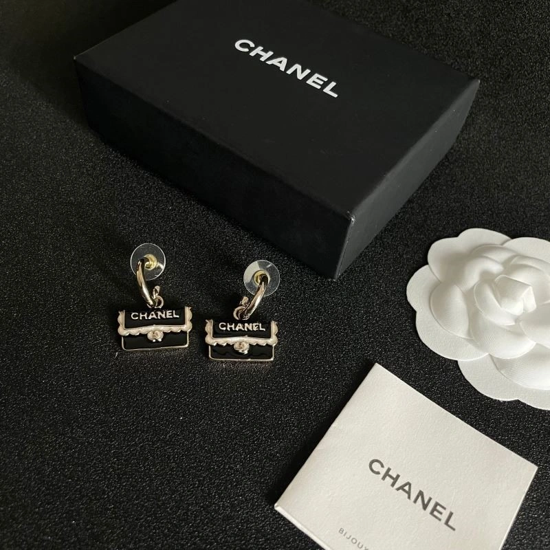 WrinkleFree Chanel Earrings 222863
