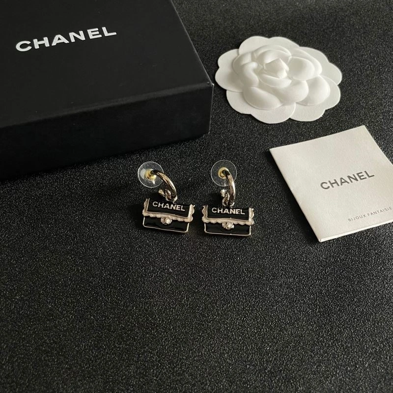 WrinkleFree Chanel Earrings 222863