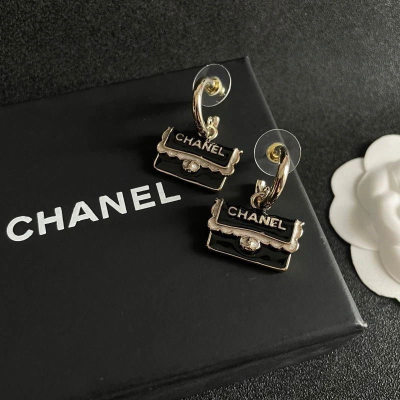 WrinkleFree Chanel Earrings 222863