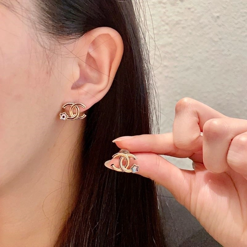 Chanel Earrings Casual 222810