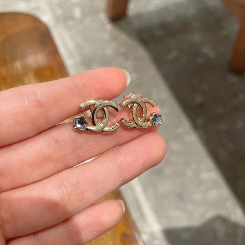 Chanel Earrings Casual 222810
