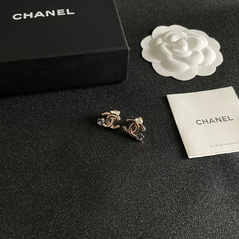 Chanel Earrings Casual 222810