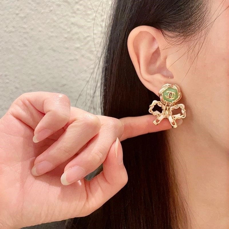 Chanel Earrings Lightweight 222816
